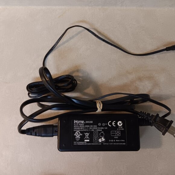 iHome AC-DC Adapter 9IH526B - Picture 3 of 4